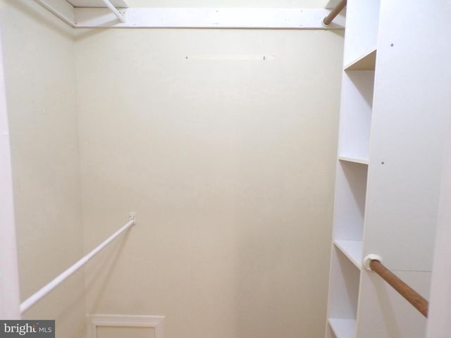 5915 PARKRIDGE LN, Alexandria, VA 22310