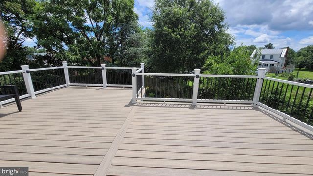 5915 PARKRIDGE LN, Alexandria, VA 22310