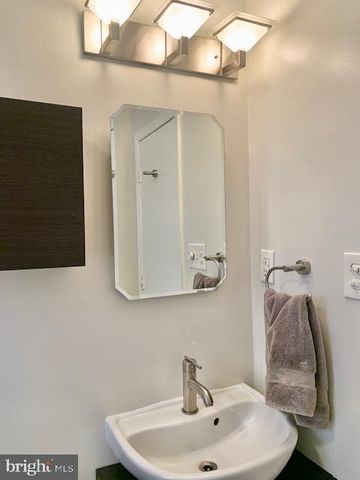 4902 ASBURY LN, Bethesda, MD 20814