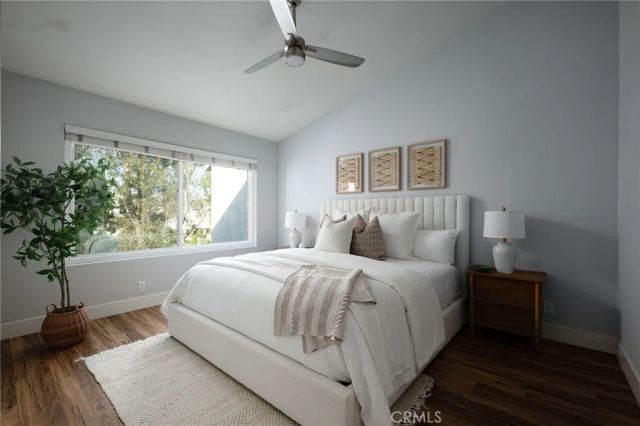 390 Deerfield, Irvine, CA 92606