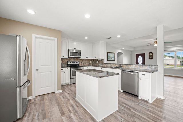 4000 Goliad Drive, Granbury, TX 76048