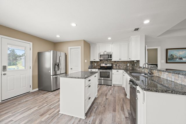 4000 Goliad Drive, Granbury, TX 76048