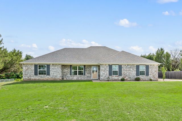 4000 Goliad Drive, Granbury, TX 76048
