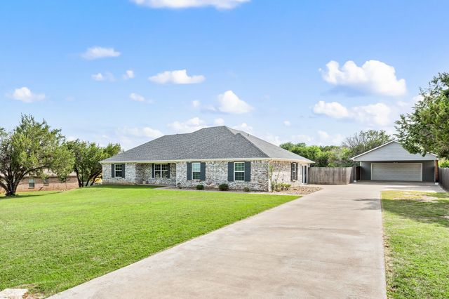 4000 Goliad Drive, Granbury, TX 76048