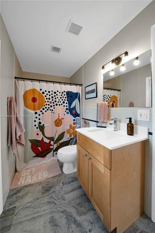 18900 Belview Dr, Cutler Bay, FL 33157