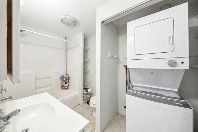 722 Highland Ave, Malden, MA 02148