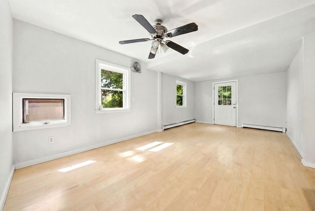 722 Highland Ave, Malden, MA 02148