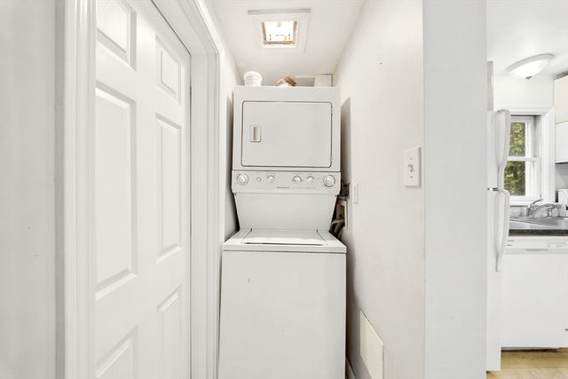722 Highland Ave, Malden, MA 02148