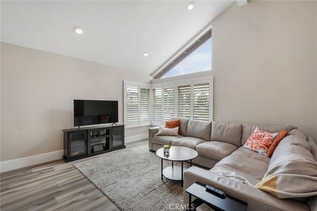 109 Cinnamon Ridge, Brea, CA 92821