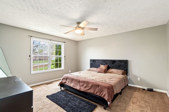 103 Hillview Dr, Woodbury, TN 37190