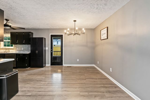 103 Hillview Dr, Woodbury, TN 37190