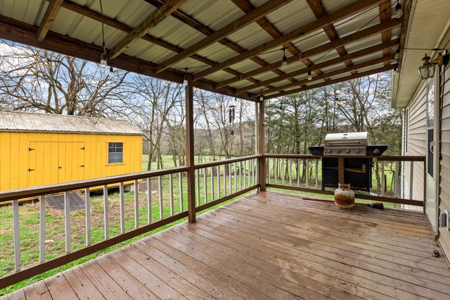 103 Hillview Dr, Woodbury, TN 37190