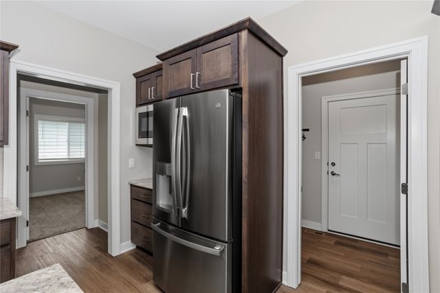 10922 Westport Drive, West Des Moines, IA 50266