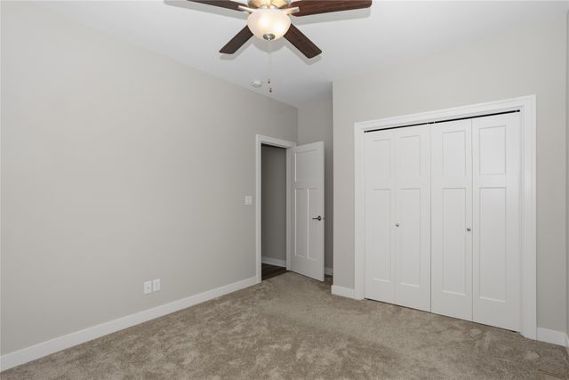 10922 Westport Drive, West Des Moines, IA 50266