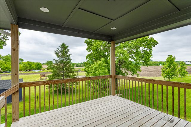 10922 Westport Drive, West Des Moines, IA 50266