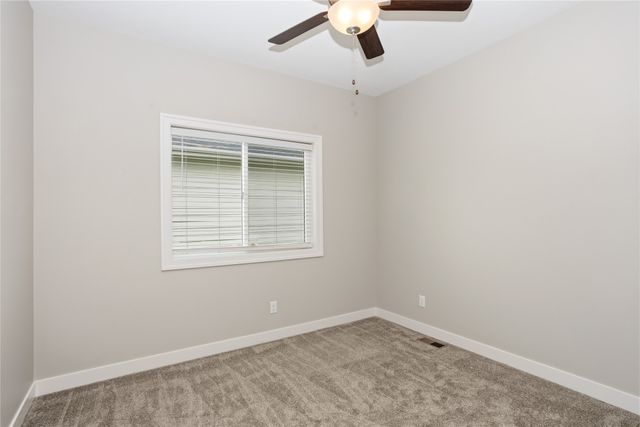 10922 Westport Drive, West Des Moines, IA 50266