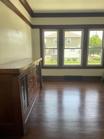 2006 Superior Avenue, Whiting, IN 46394