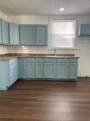 2006 Superior Avenue, Whiting, IN 46394