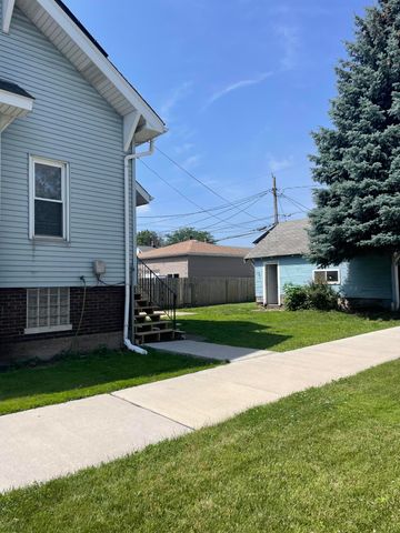 2006 Superior Avenue, Whiting, IN 46394