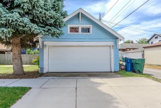 2006 Superior Avenue, Whiting, IN 46394