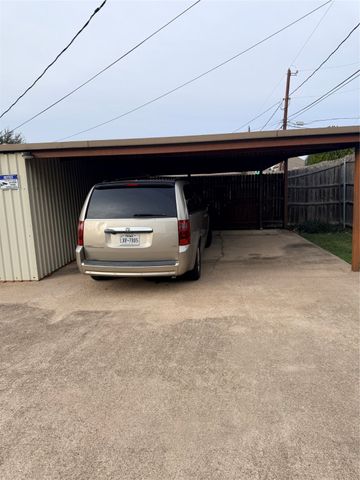 5728 Cancun Drive, North Richland Hills, TX 76180