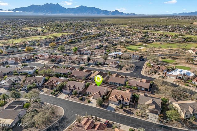 1908 E Cliff Swallow Trail, Green Valley, AZ 85614