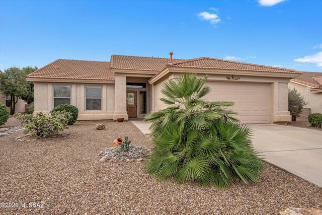 1908 E Cliff Swallow Trail, Green Valley, AZ 85614