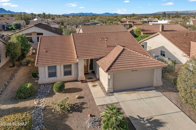 1908 E Cliff Swallow Trail, Green Valley, AZ 85614