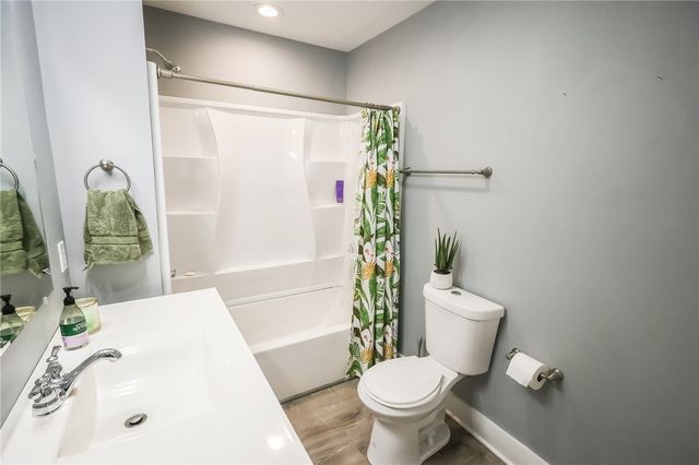 325 Faber Street, Reserve, PA 15214