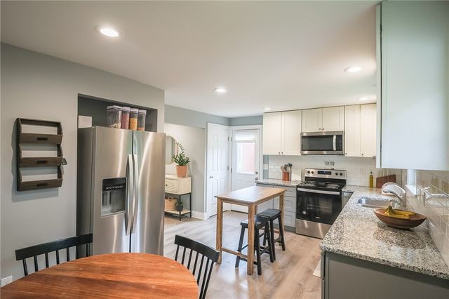 325 Faber Street, Reserve, PA 15214