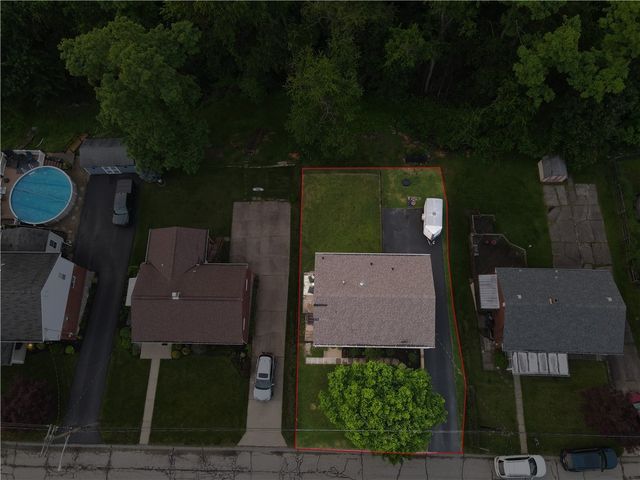 325 Faber Street, Reserve, PA 15214