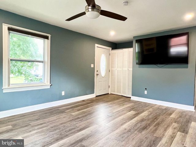 2611 WASHINGTON AVE, Claymont, DE 19703