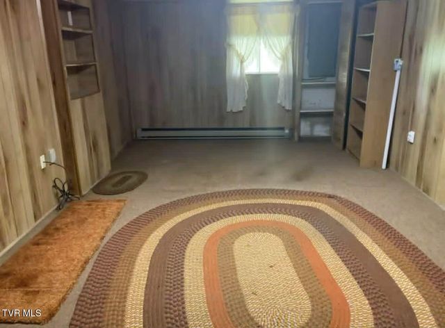 237 Bullock Hollow Road, Bristol, TN 37620