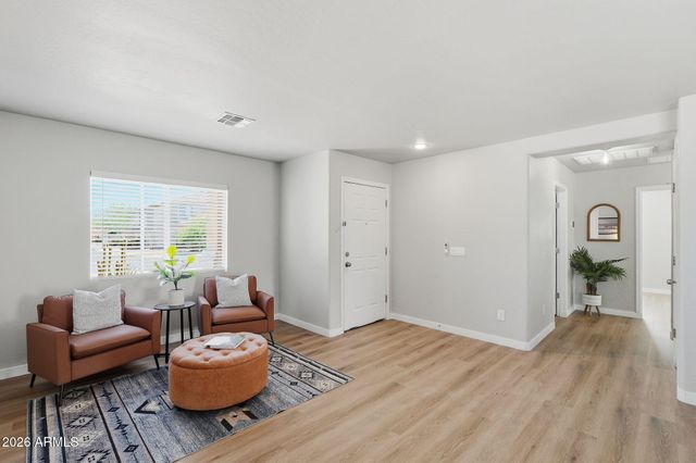 11534 W LONGLEY Lane, Youngtown, AZ 85363