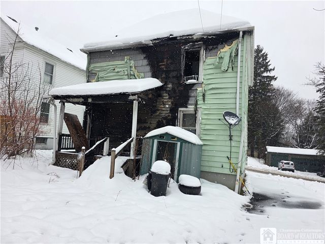 11 Dearing Avenue, Jamestown, NY 14701