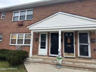 26 King James Lane, Atlantic Highlands, NJ 07716