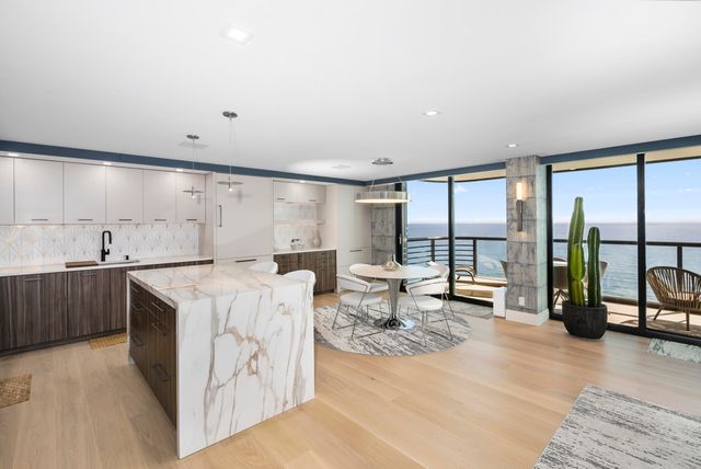 250 S Ocean Boulevard Penthouse F, Boca Raton, FL 33432