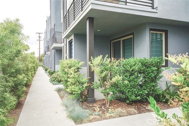 337 Placemark, Irvine, CA 92614