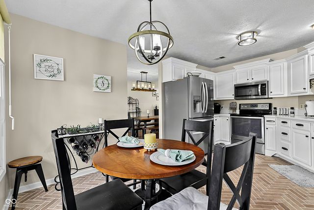 4838 Ashbrook Drive, Noblesville, IN 46062
