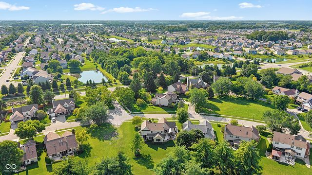 4838 Ashbrook Drive, Noblesville, IN 46062