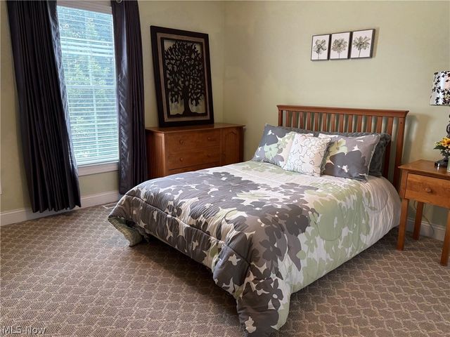 147 Quartz Avenue, Peninsula, OH 44264