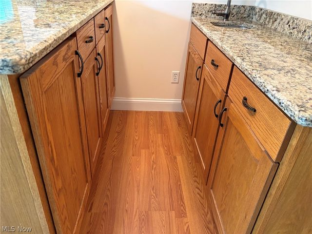 147 Quartz Avenue, Peninsula, OH 44264