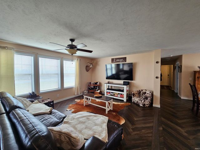 1864 S 700 E Road, Marion, IN 46953