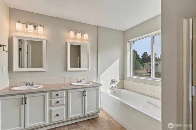 18009 36th Avenue E, Tacoma, WA 98446