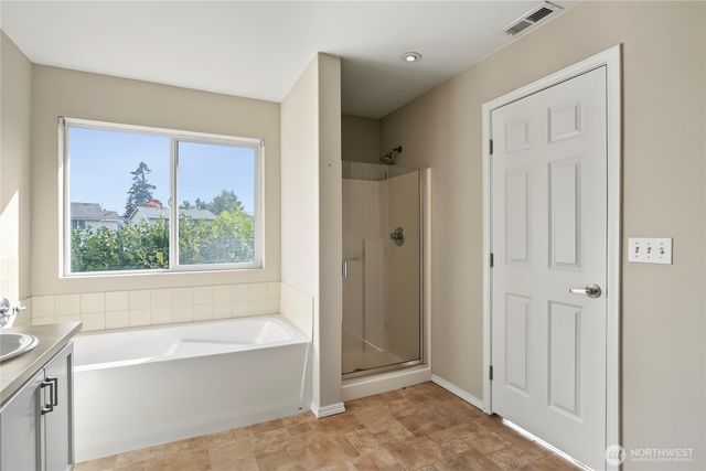 18009 36th Avenue E, Tacoma, WA 98446