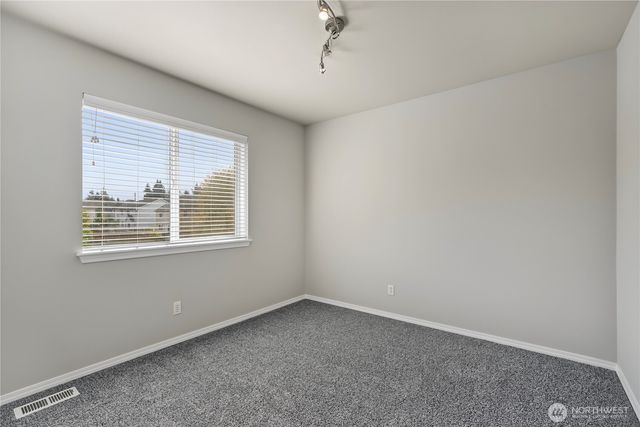 18009 36th Avenue E, Tacoma, WA 98446