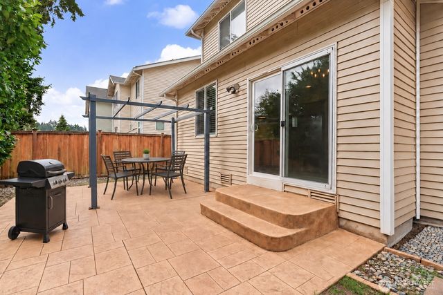18009 36th Avenue E, Tacoma, WA 98446