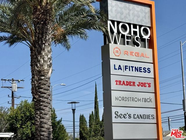 6205 Gentry Avenue, North Hollywood, CA 91606