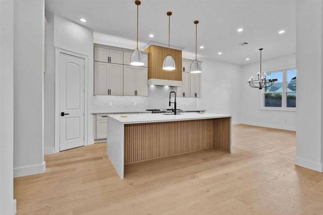 1806 De Milo Drive, Houston, TX 77018