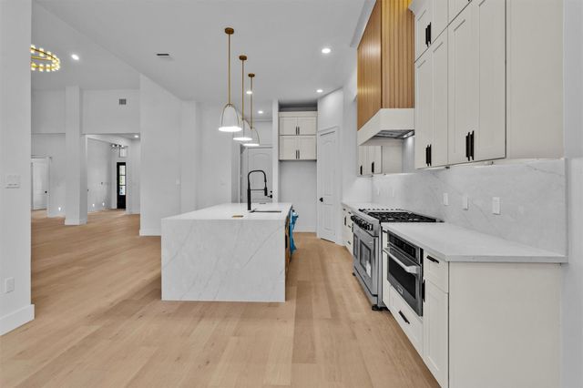 1806 De Milo Drive, Houston, TX 77018
